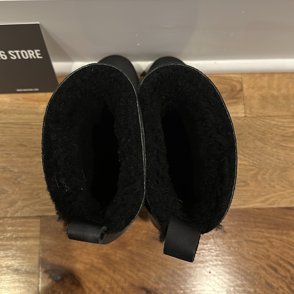 No. 6 Pull On Shearling Clog Boot - Size 35 - Bla… - image 5